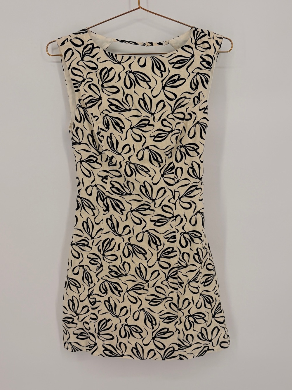 Reformation Black & Ivory Floral Linen Open Back Mini Dress Size 0